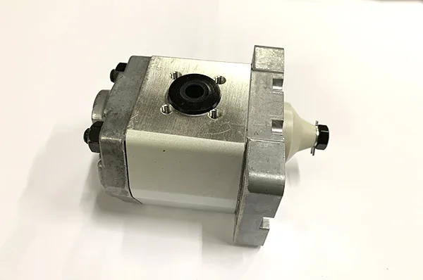 B&S Screwpump til motortrolley