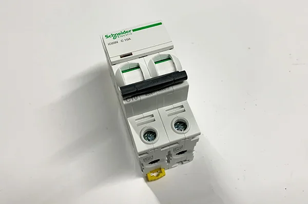 Automatsikring 2-polet 10A IC60N/C